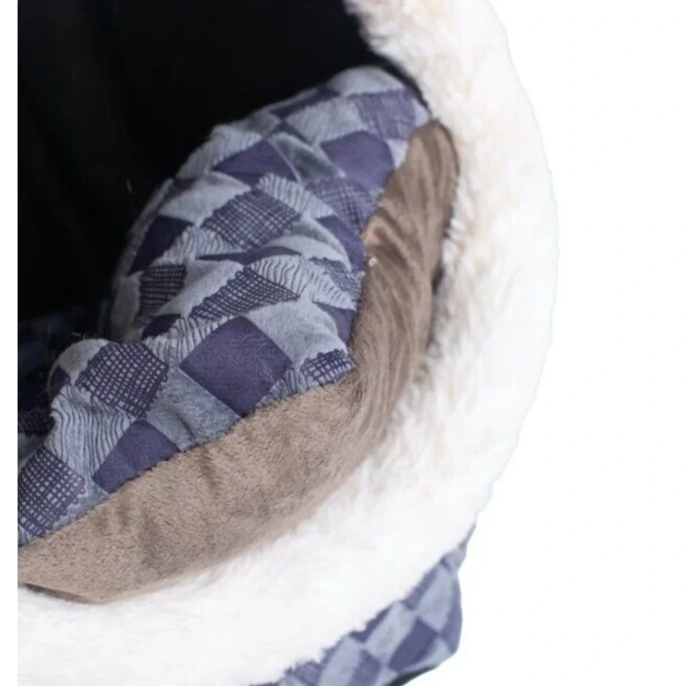 Armarkat‎ Cuddle Cave Dog Cat Pet Bed Purple Checkered Small